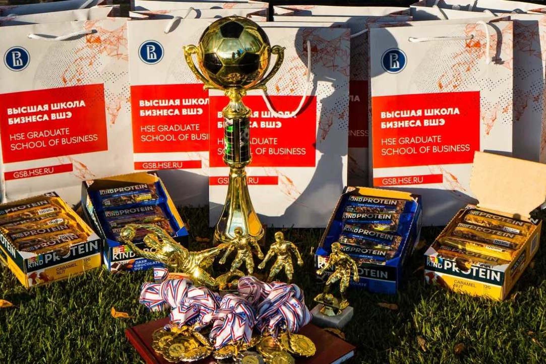 Состоялся турнир по футболу Высшей школы бизнеса ВШЭ в Лужниках